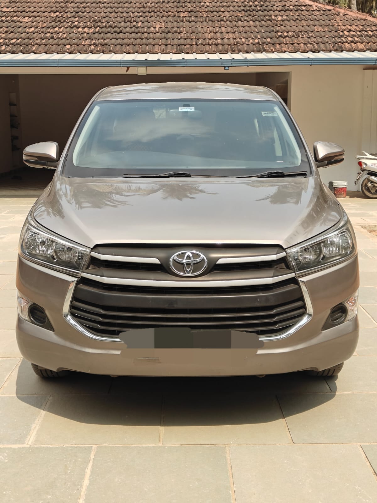 Toyota Innova Crysta